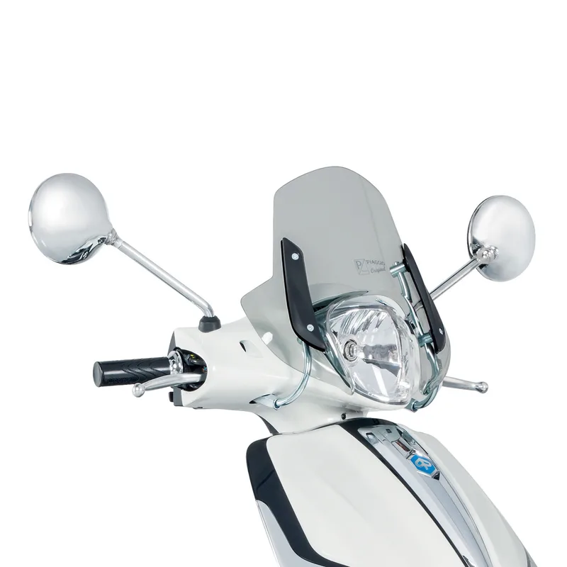 Piaggio SMOKED EFFECT FLYSCREEN LIBERTY