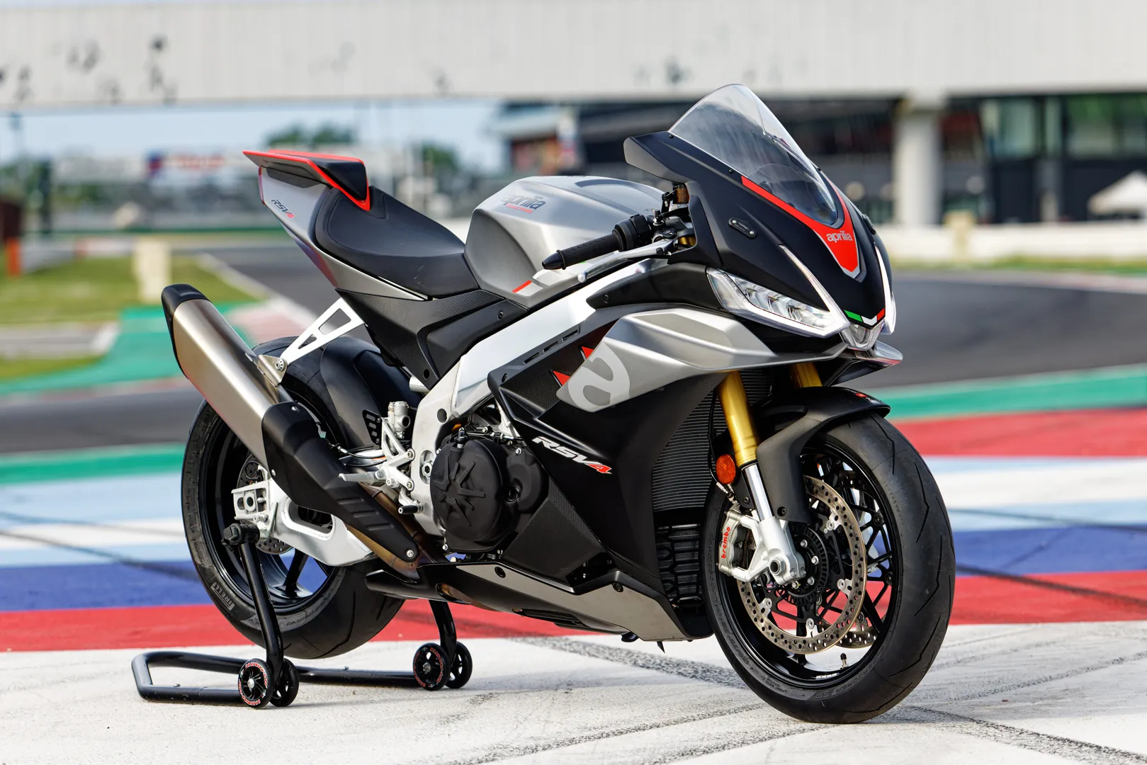 Aprilia RSV4 galeri 5