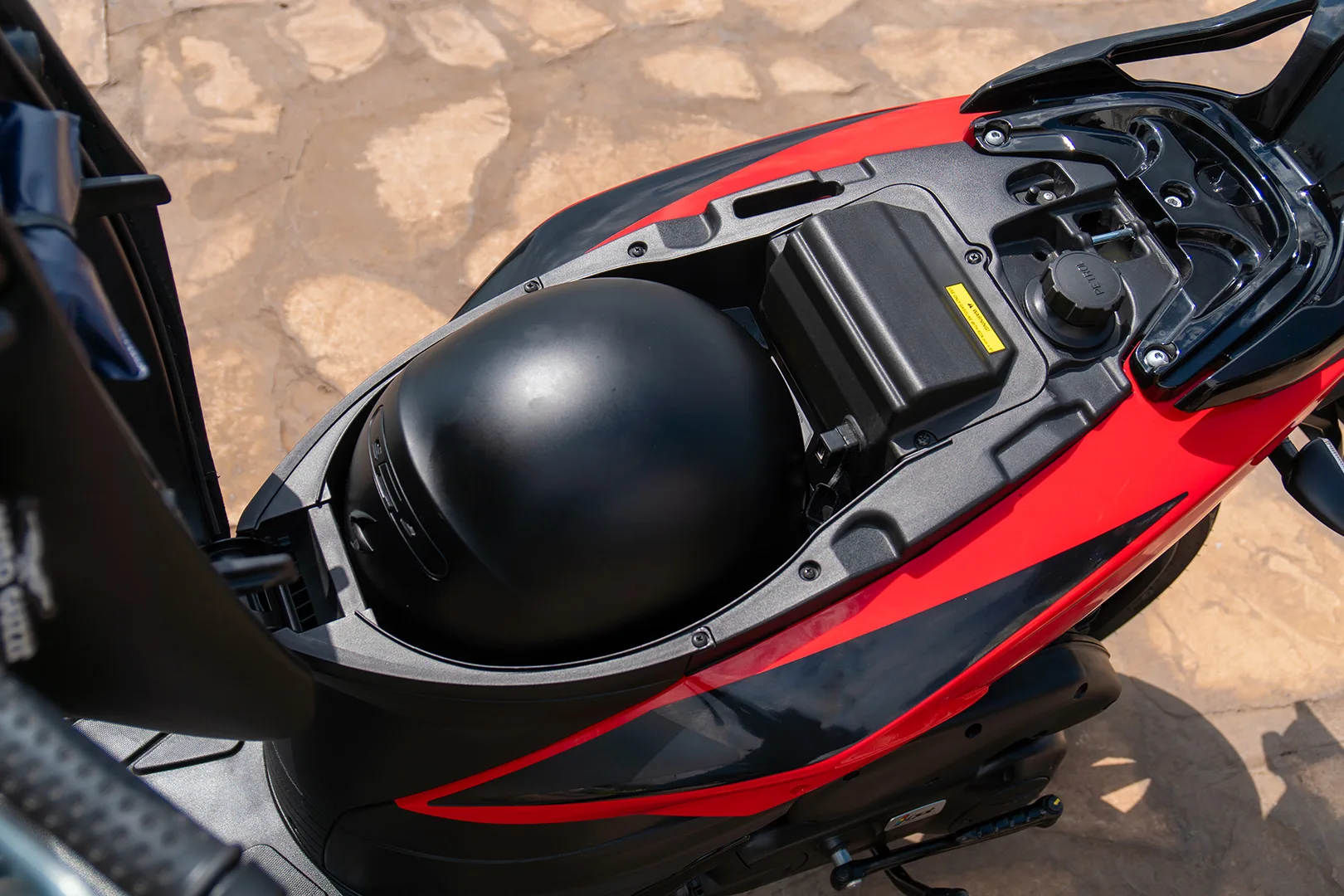 Aprilia SR 125 galeri 6