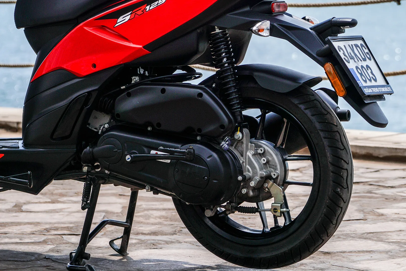Aprilia SR 125 galeri 7