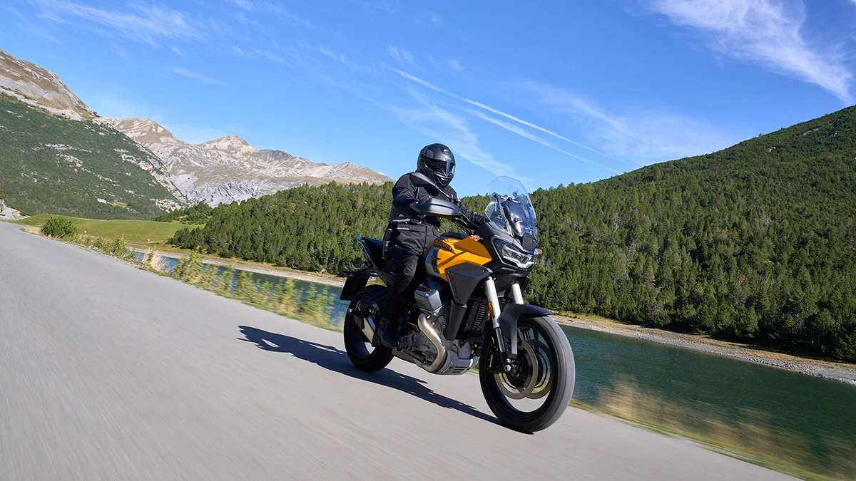 Moto Guzzi Stelvio galeri 8