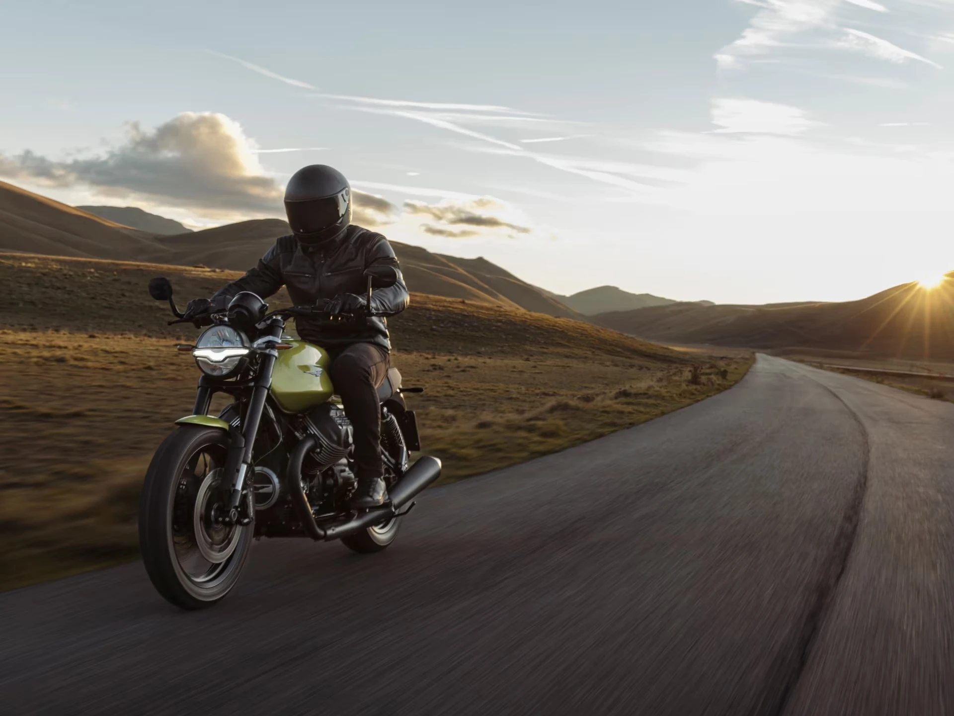 Moto Guzzi V7 galeri 1