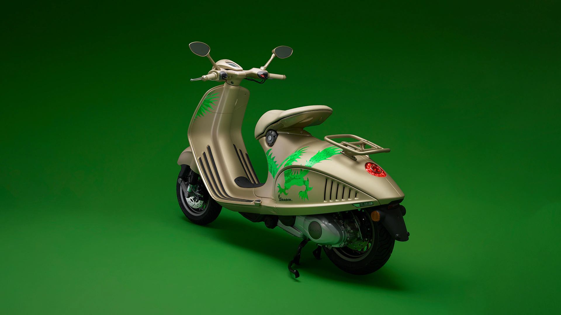 Vespa 946 Dragon — detay