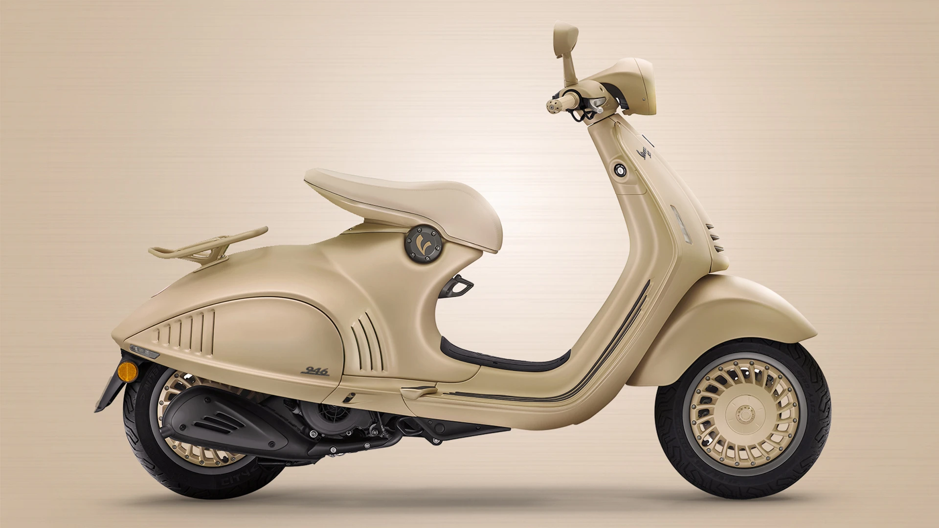 Vespa 946 Kum Edition galeri 4